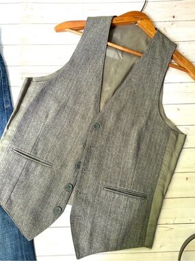 Nino Cerruti wool vest